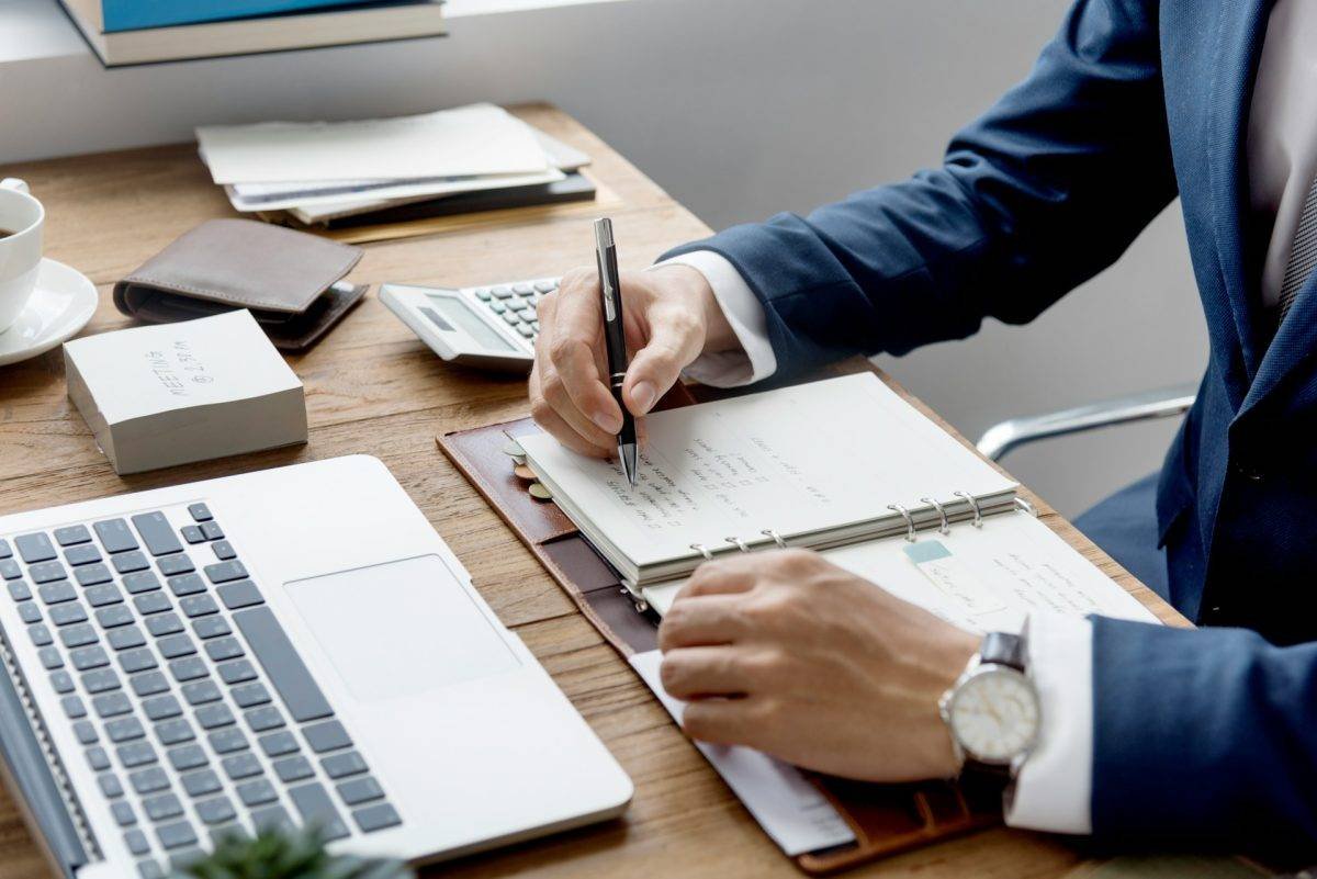 перекласти з російської на українську